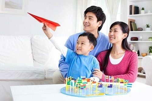 Đồ chơi tặng sinh nhật bé trai